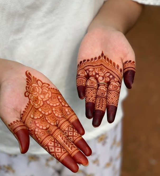 Asmi mehandi artist tirupattur