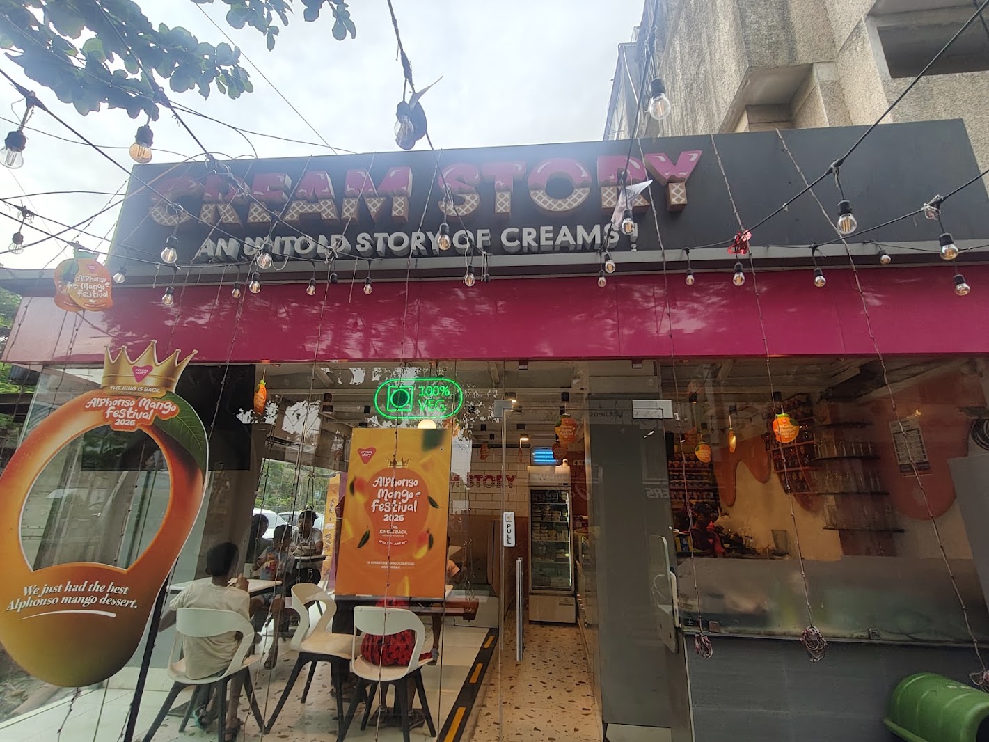 Cream Story