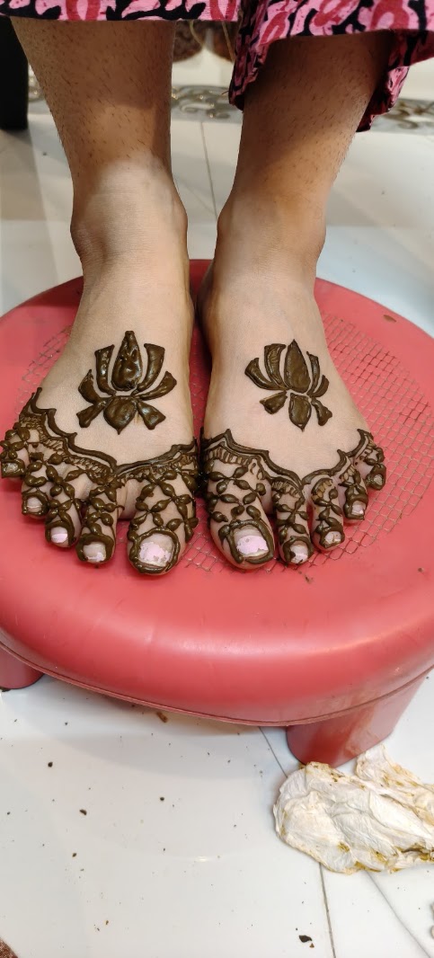 Rekha Mehendi