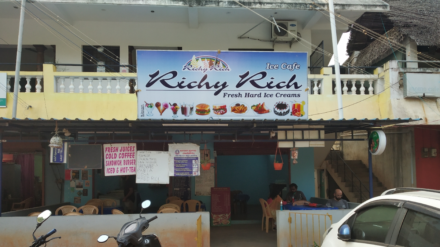 Richy Rich ice creams ( Ice Cafe )