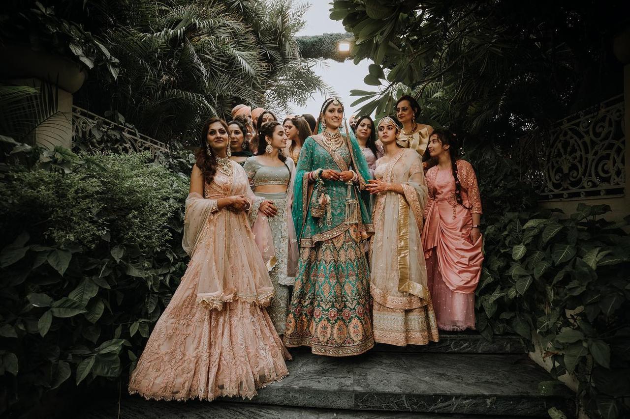Wedding dress rental service