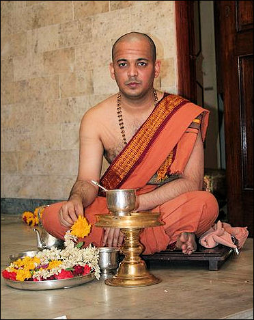 Hindu priest