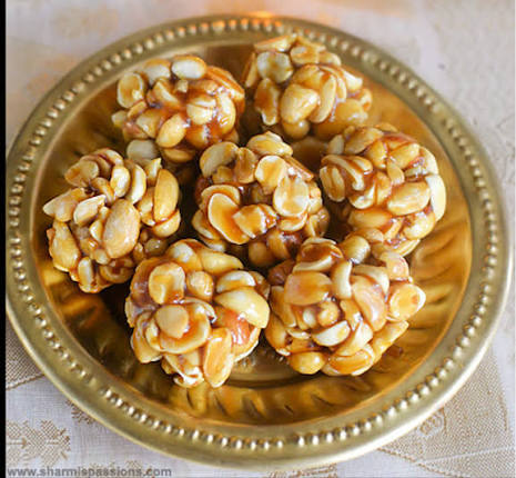 Sweet & Mittai Stall